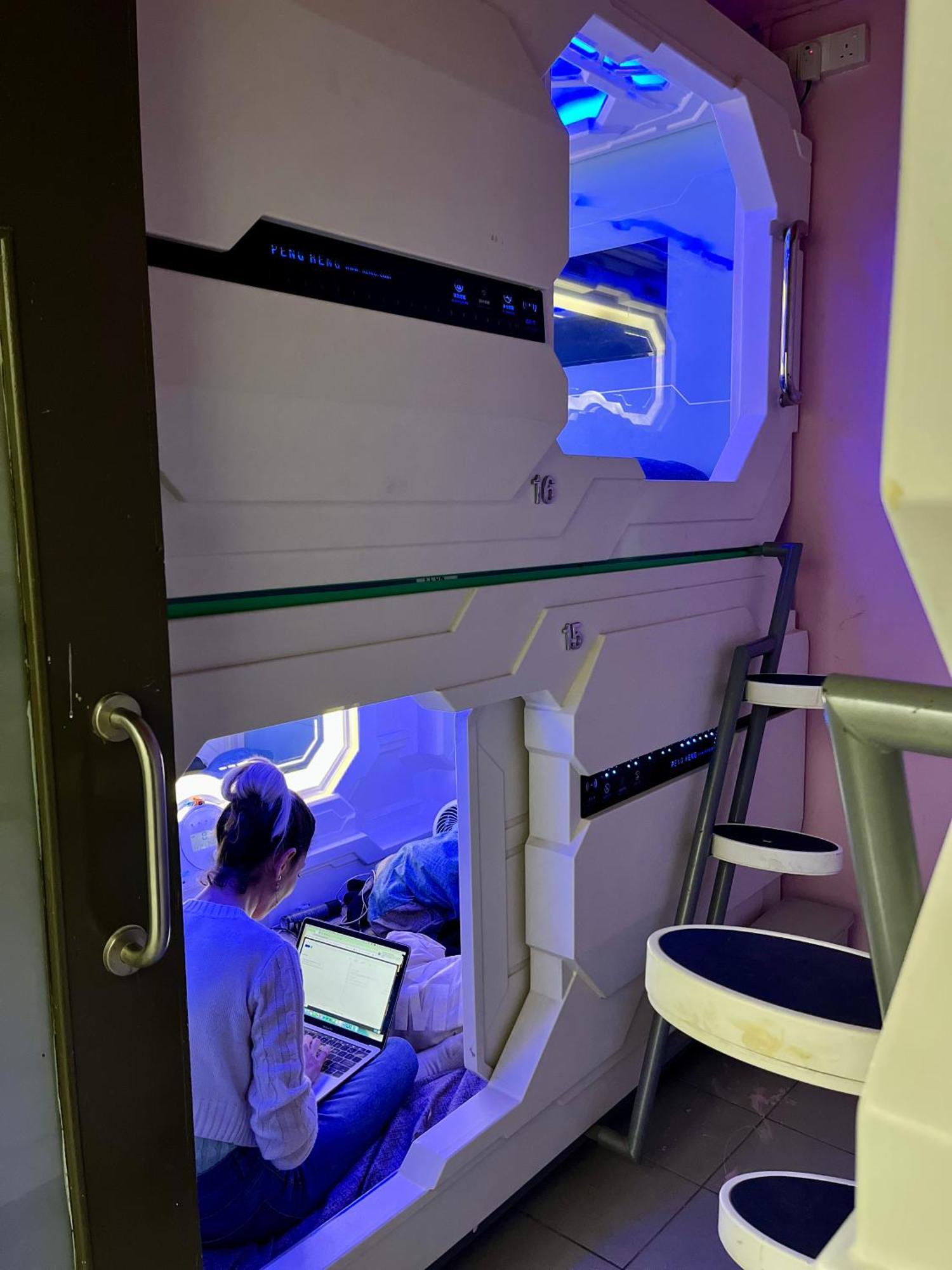 Bestow Capsule Hostel Kuala Lumpur Eksteriør bilde